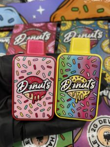 fryde donuts 2g disposable + hashhole